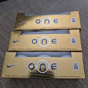 Nike One  Tiger Woods Golf Balls in Gold Box 3x3  9 Balls Total